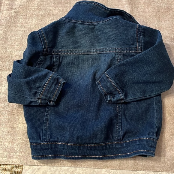 Cat and Jack Denim Jacket Size 6-9 months in EUC - Picture 4 of 4